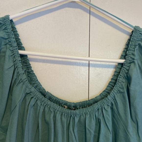 Linen shirt size small - Picture 4 of 8